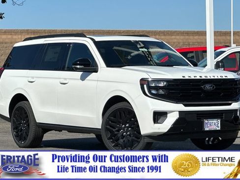 New 2026 Ford Expedition Platinum AWD/4WD image 1