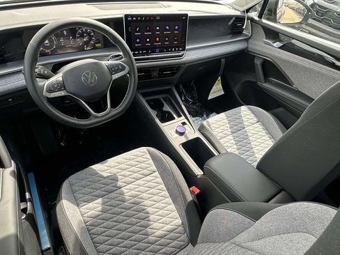 New 2026 Volkswagen Tiguan S AWD/4WD image 10