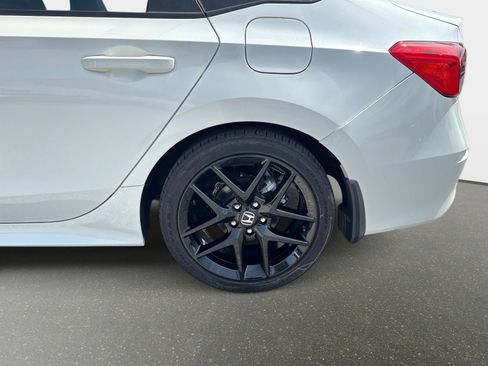 Used 2024 Honda Civic Sport image 9