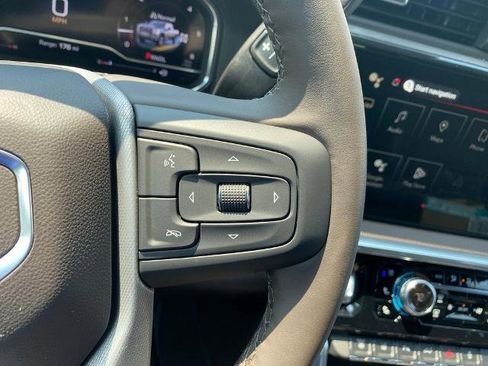 New 2025 GMC Sierra 2500 Denali w/ Denali Reserve Package image 18