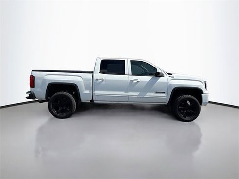 Used 2018 GMC Sierra 1500 SLE w/ SLE Value Package image 5