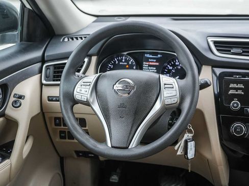 Used 2016 Nissan Rogue S FWD image 15