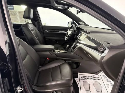 Used 2024 Cadillac XT6 Premium Luxury w/ LPO, Floor Liner Package FWD image 23