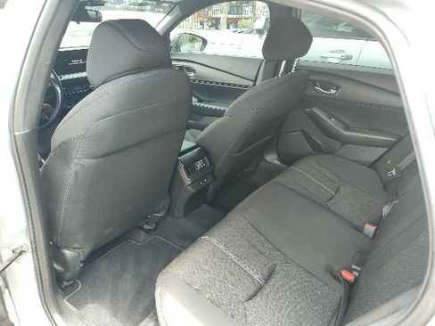 Used 2025 Honda Accord Sport image 9