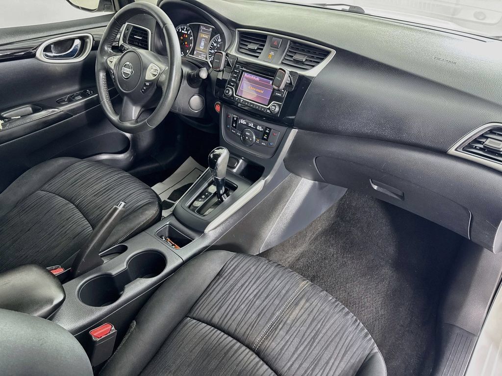 Used 2018 Nissan Sentra SV FWD image 31