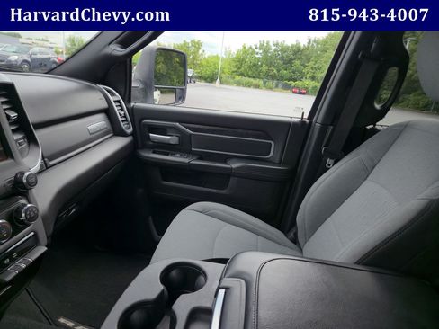 Used 2024 RAM 3500 Big Horn AWD/4WD image 14