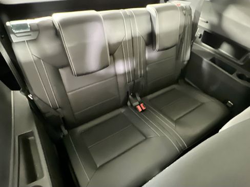 Used 2022 Volkswagen Atlas SEL image 27