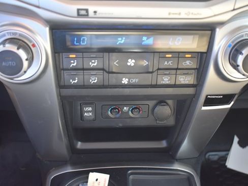 Used 2018 Toyota 4Runner Limited RWD image 28