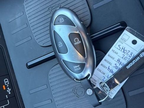 Used 2025 Hyundai Santa Fe Calligraphy image 37
