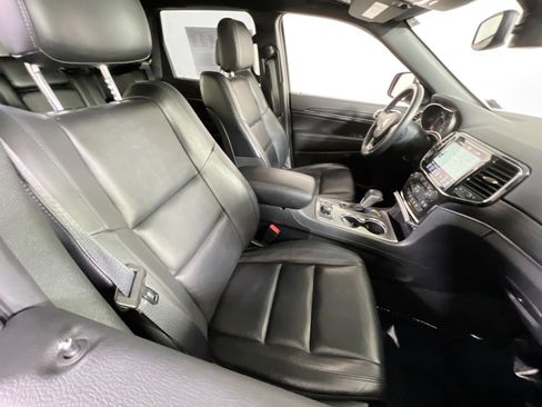 Used 2022 Jeep Grand Cherokee Limited AWD/4WD image 27
