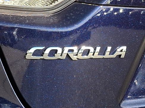Used 2025 Toyota Corolla SE image 30
