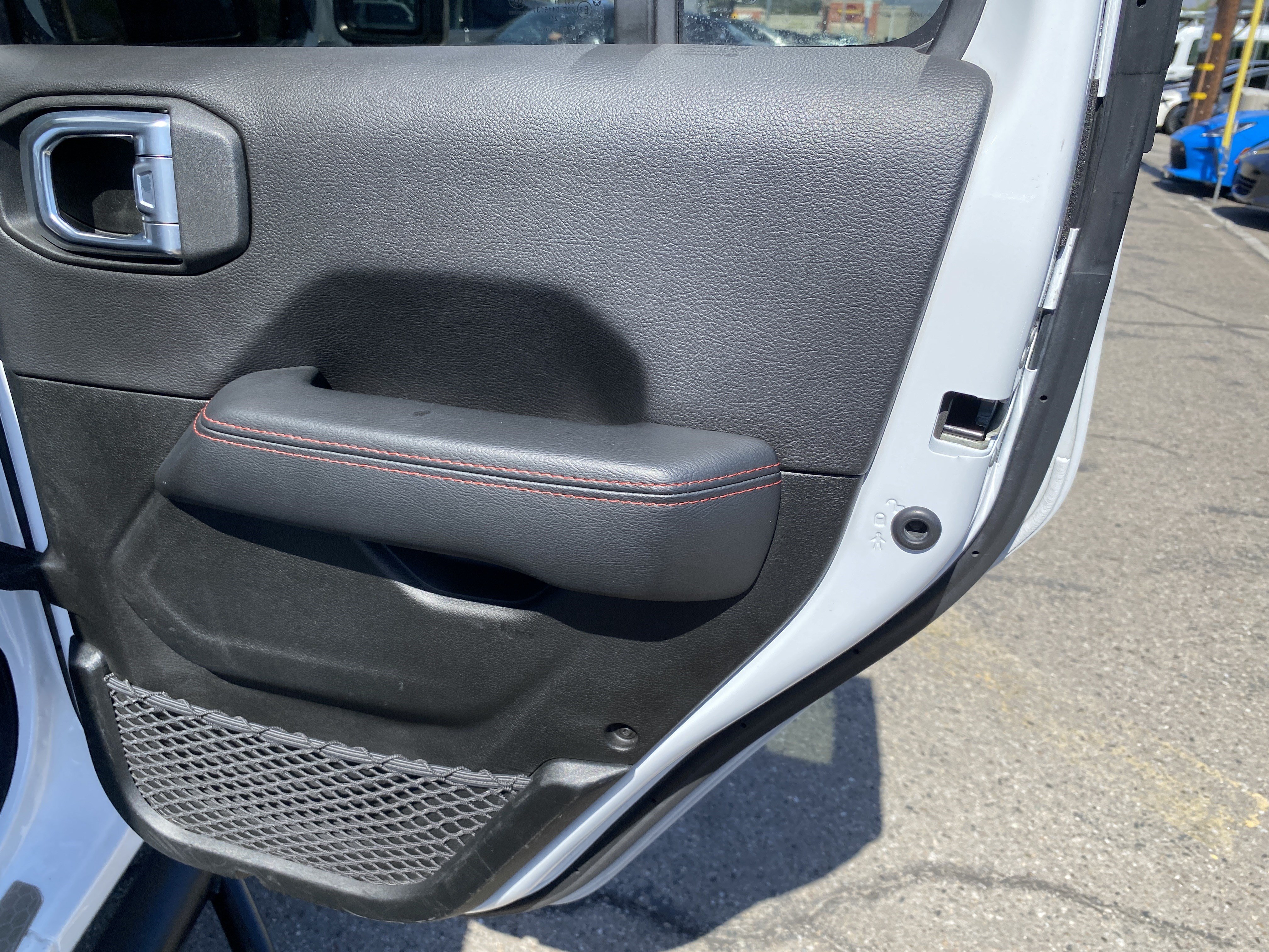 Used 2022 Jeep Wrangler Unlimited Rubicon w/ Steel Bumper Group AWD/4WD image 19