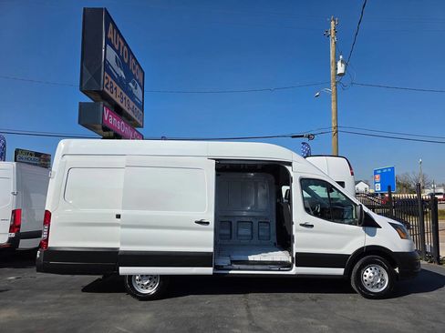 Used 2023 Ford Transit 250 148 High Roof Extended AWD image 5