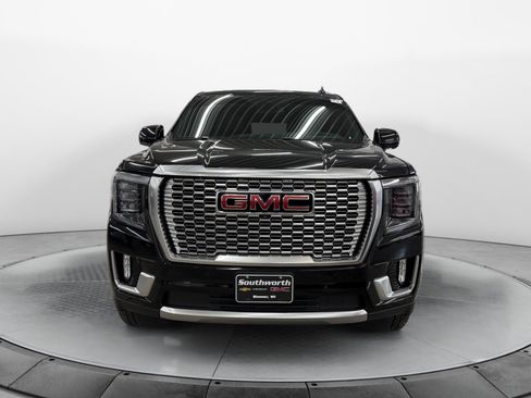 Used 2024 GMC Yukon XL Denali AWD/4WD image 7