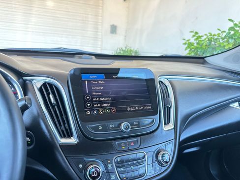 Used 2024 Chevrolet Malibu LT image 21