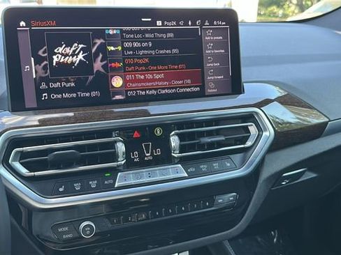 Used 2024 BMW X4 xDrive30i w/ Parking Assistance Package AWD/4WD image 27