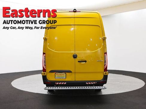 Used 2021 Mercedes-Benz Sprinter 2500 w/ Acoustic Package image 6