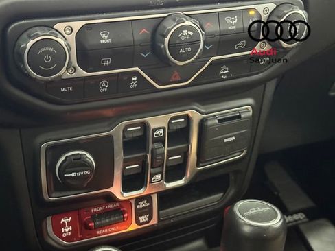 Used 2023 Jeep Gladiator Rubicon w/ Trailer Tow Package image 20