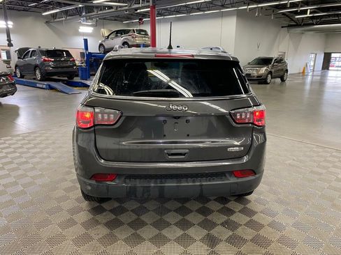Used 2019 Jeep Compass Latitude image 6