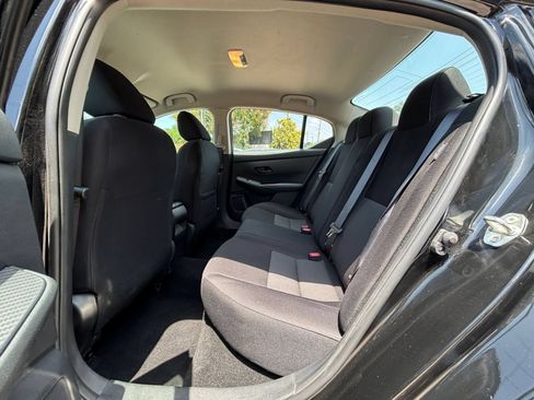 Used 2025 Nissan Sentra SV FWD image 18