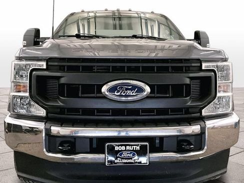Used 2022 Ford F250 XL w/ Power Equipment Group AWD/4WD image 3