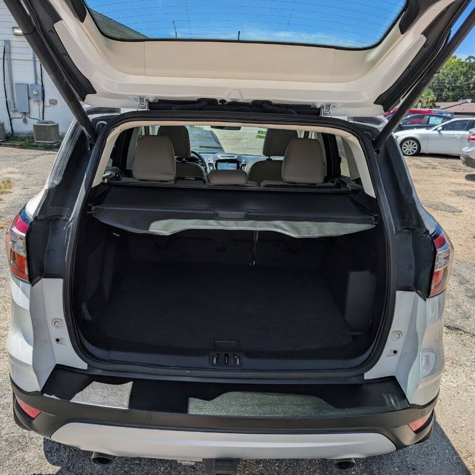 Used 2017 Ford Escape Titanium w/ Equipment Group 301A FWD image 6