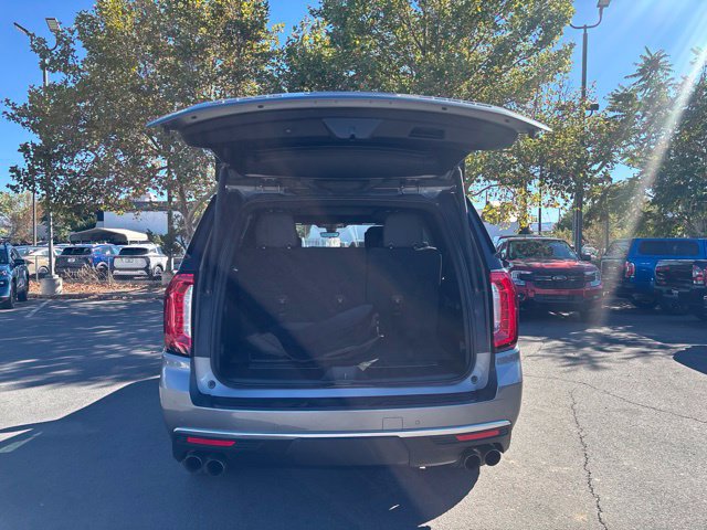 Used 2021 GMC Yukon Denali w/ Denali Ultimate Package AWD/4WD image 45