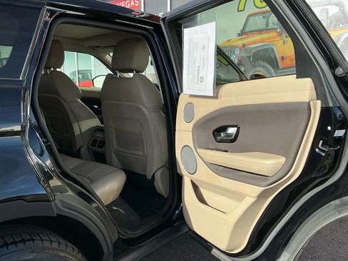 Used 2018 Land Rover Range Rover Evoque image 14