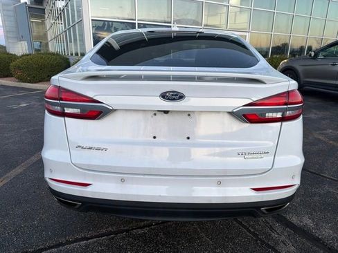 Used 2019 Ford Fusion Titanium FWD image 4