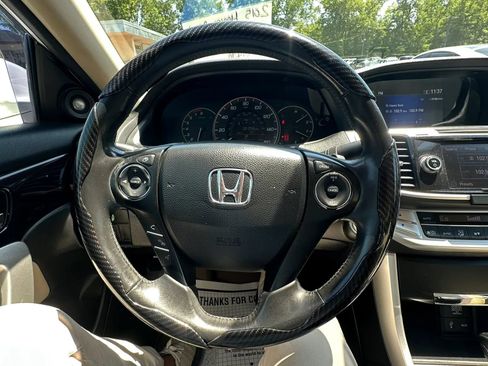 Used 2015 Honda Accord EX-L image 11