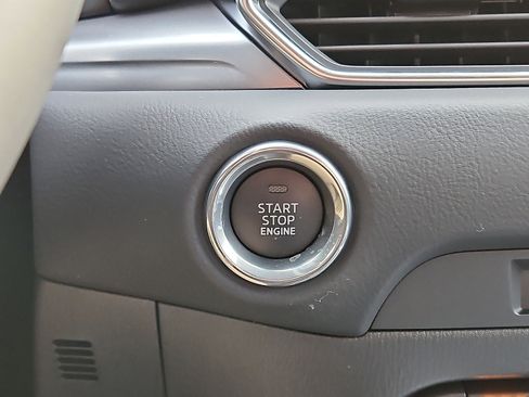 New 2025 MAZDA CX-5 AWD 2.5 S w/ Select Package image 17