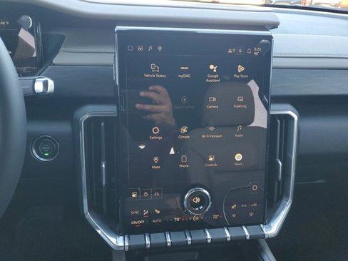 New 2026 GMC Acadia Elevation image 25