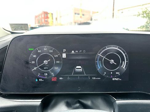 Used 2023 Kia Niro Wind FWD image 13