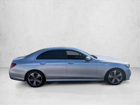 Used 2020 Mercedes-Benz E 350 Sedan w/ Premium Package image 4