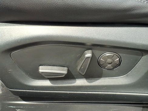 Used 2022 Ford Explorer ST w/ Equipment Group 401A AWD/4WD image 18