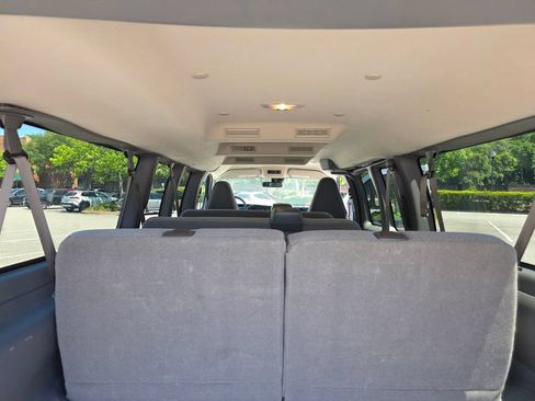 Certified 2025 Chevrolet Express 3500 LT w/ LT Preferred Equipment Group RWD image 25