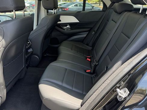 Used 2024 Mercedes-Benz GLE 350 4MATIC image 31