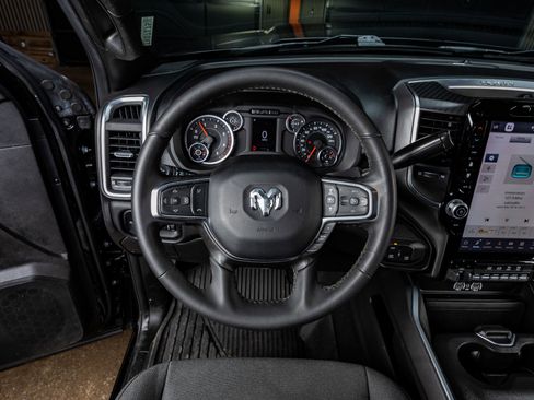 Used 2025 RAM 3500 Big Horn image 18