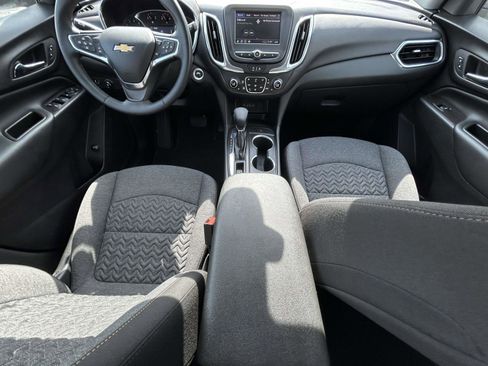 Used 2024 Chevrolet Equinox LT FWD image 12
