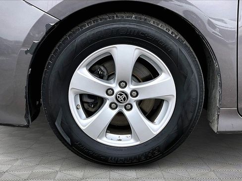 Used 2020 Toyota Sienna LE image 9