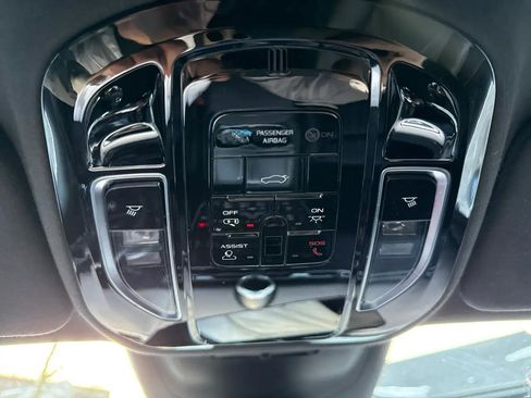 Used 2023 Maserati Grecale GT image 52