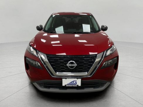 Used 2023 Nissan Rogue S image 10