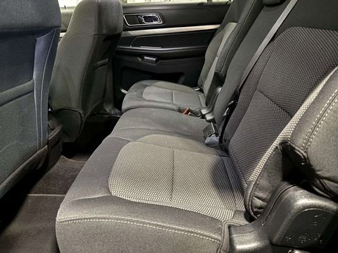 Used 2019 Ford Explorer XLT w/ Safe & Smart Package image 16