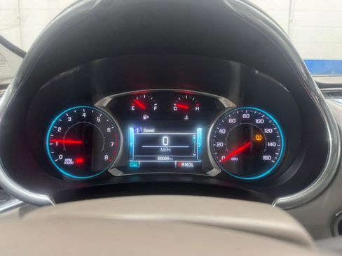 Used 2018 Chevrolet Malibu Premier w/ Premier Sun and Wheel Package FWD image 28
