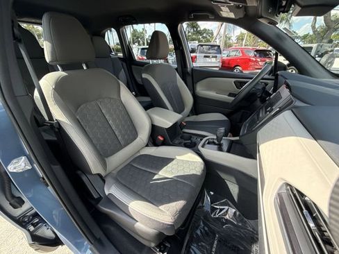 Certified 2025 Subaru Forester AWD/4WD image 25
