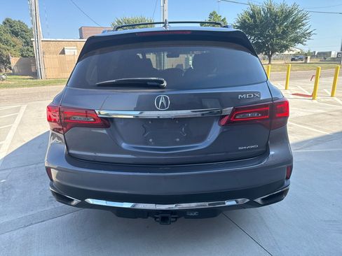 Used 2018 Acura MDX SH-AWD image 11