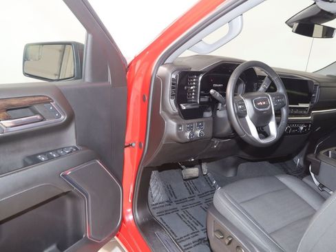 Used 2024 GMC Sierra 1500 Elevation w/ X31 Off-Road Package AWD/4WD image 47