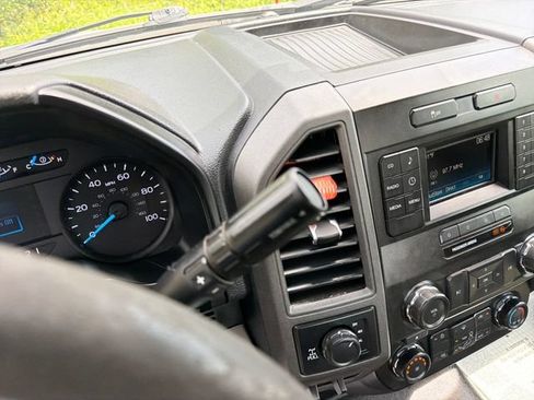Used 2017 Ford F250 XL w/ Power Equipment Group AWD/4WD image 16