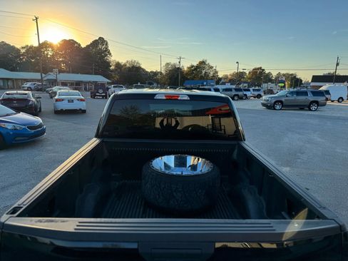 Used 2018 Ford F150 XLT image 7