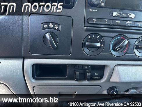 Used 2005 Ford F350 XLT AWD/4WD image 8